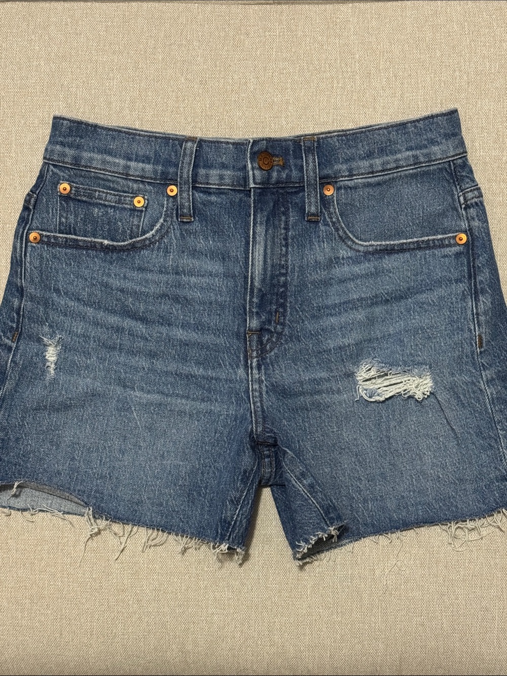 Like New High-Rise Denim Shorts by Madewell-Sz 26-99% Cotton-Raw Hem-Distressed